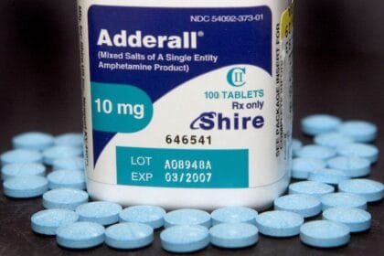 Phenterminevs.Adderall-SimilaritiesDifferences-49a5b92682b648779557aea83266e846