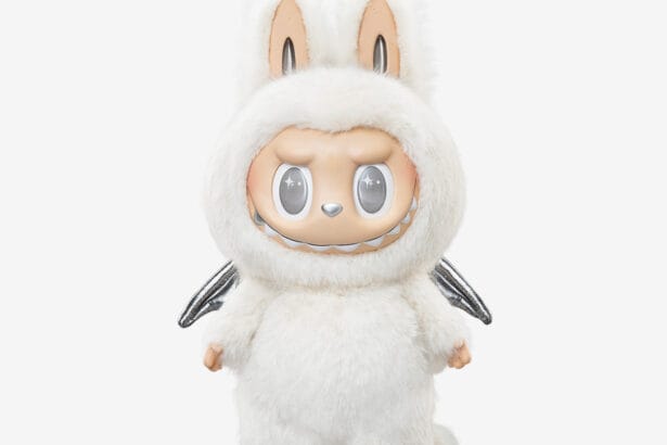 20241014_112618_141601____the-monsters-angel-in-clouds-vinyl-face-doll-designer-figurines-pop-mart-us-1_____1200x1200-1