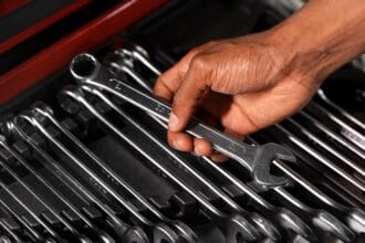 Automotive-Tool-Suppliers-Types-Tools-Buying-Tips