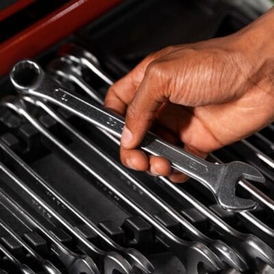 Automotive-Tool-Suppliers-Types-Tools-Buying-Tips
