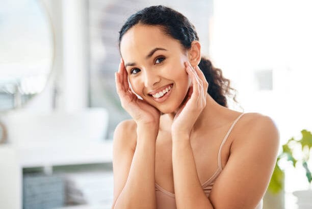 Can-Anti-aging-treatments-treat-under-eye-wrinkles