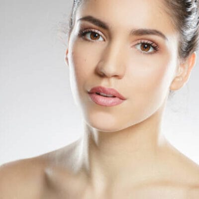 Does-Diamond-Peels-Help-Rejuvenate-Skin-With-Minimal-Peeling