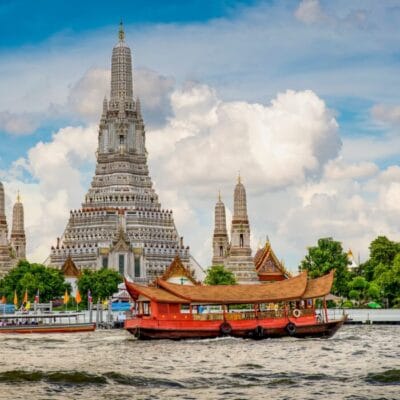 Featured-image-Wat-Arun-Bangkok-Thailand-1244x700-1
