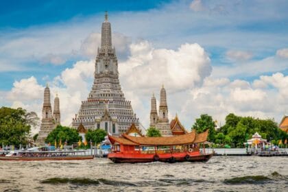 Featured-image-Wat-Arun-Bangkok-Thailand-1244x700-1