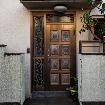 Main-Door-Gate-Singapore-Best-Designs-Safety-Tips
