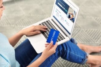 Selling_Gift_Cards_Online_00821394a8-1