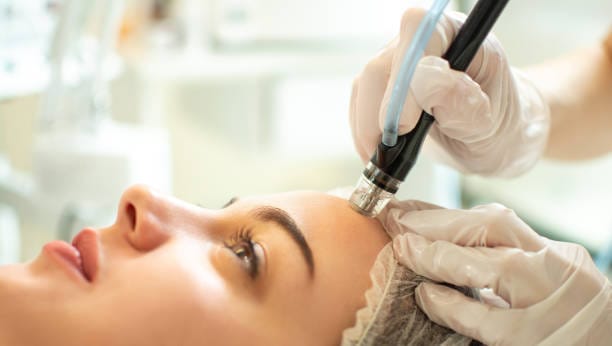 What-Is-the-Real-Benefit-of-a-HydraFacial-Glow-Boost-Session
