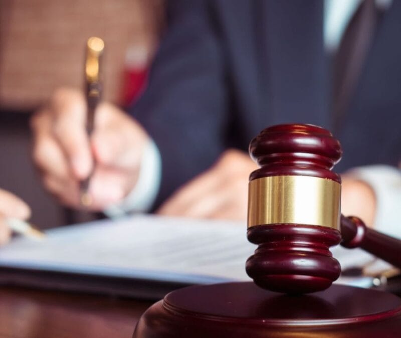 Will-my-case-settle-or-will-I-have-to-go-to-court-800x674-1