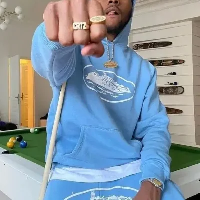 corteiz-hoodie-blue-2-1