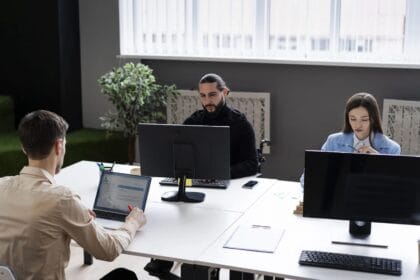 imgi_12_medium-shot-people-working-with-computers-1-scaled-1