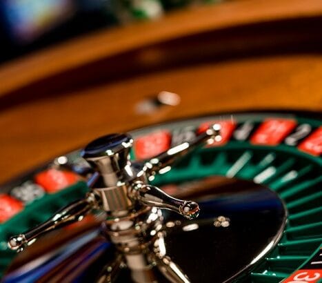 roulette-table-close-up-at-the-casino-2026-03-18-12-18-03-utc