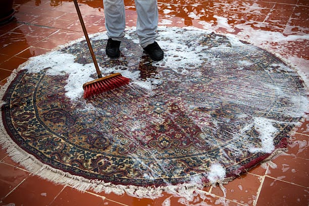 rugs-cleaning-1