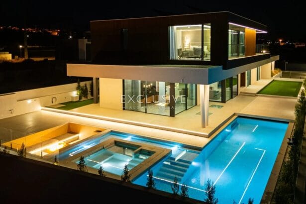 villa-for-sale-on-golf-course
