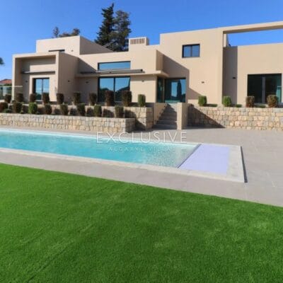 villa-with-a-private-pool-and-sea-view
