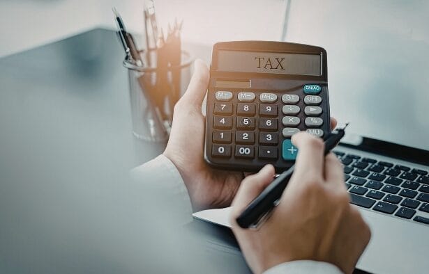 ATO-Warning-Signs-Every-Australian-Taxpayer-Should-Know-to-Avoid-Audits-and-Penalties-in-2026