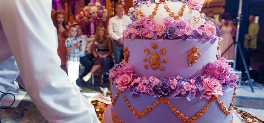 Comment-choisir-le-bon-design-pour-un-gateau-sur-mesure-