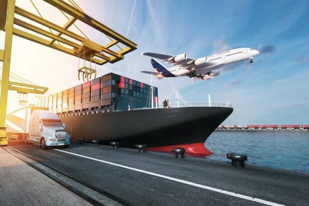 The-Role-of-Freight-Forwarders-in-Global-Logistics-Services