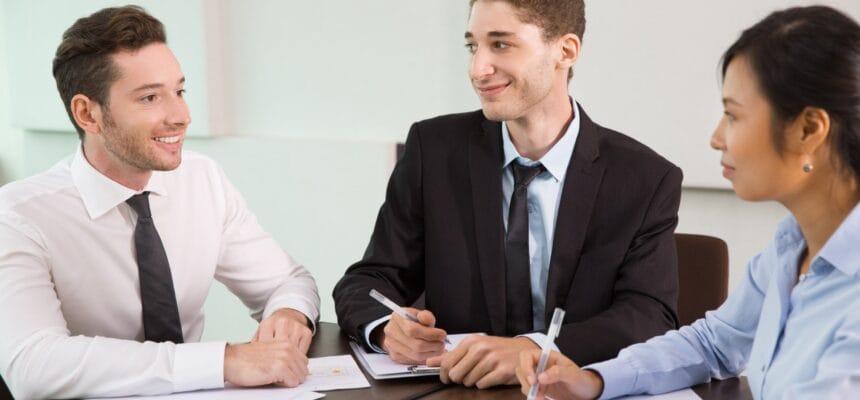 compressed_business-team-holding-meeting