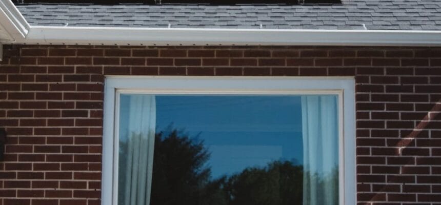 xsolar-pv-system-installed-roof.jpg.pagespeed.ic_.vc9_Qh2eqw